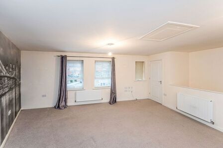 2 bedroom Semi Detached House to rent