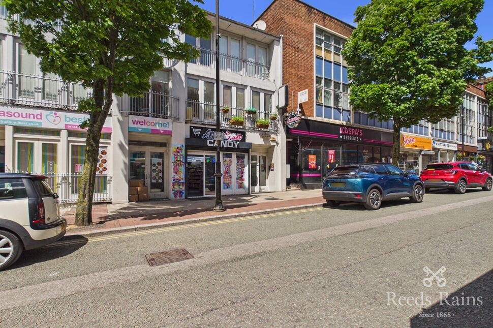 Main image of 2 bedroom Flat to rent, B Bridge Street, St. Helens, Merseyside, WA10