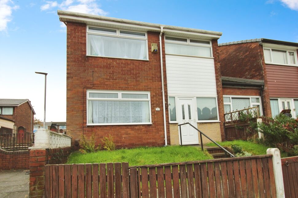 Main image of 4 bedroom Semi Detached House to rent, Hatfield Close, St. Helens, Merseyside, WA9