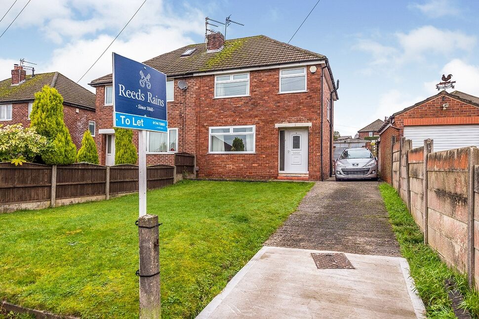 Main image of 3 bedroom Semi Detached House to rent, Royden Crescent, Billinge, Lancashire, WN5