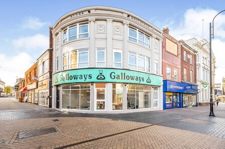 Ormskirk Street, 2 bedroom  Flat to rent, £695 pcm