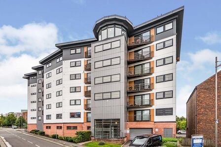 2 bedroom  Flat to rent
