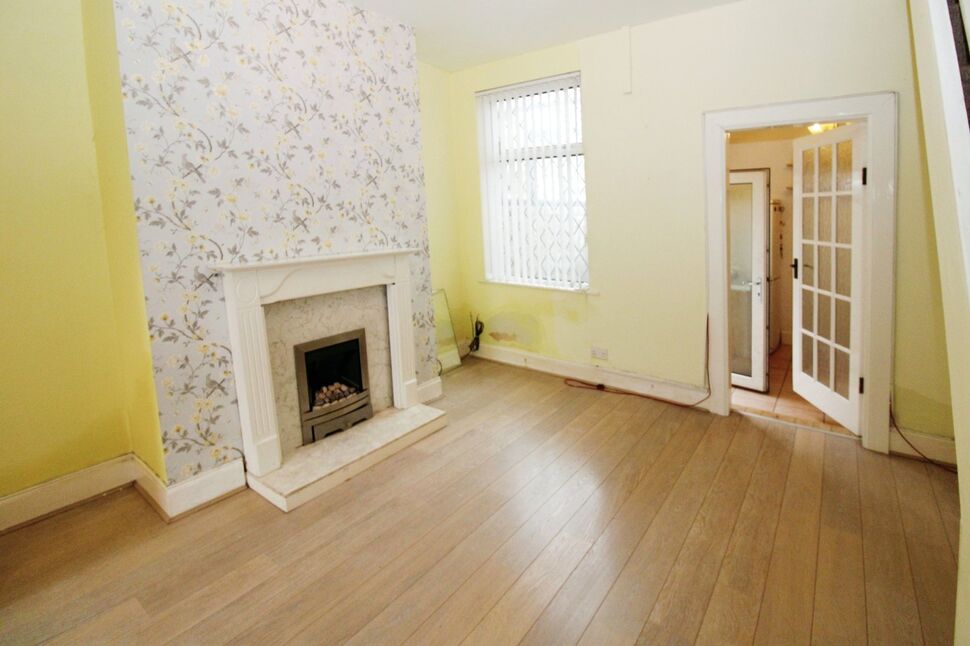 2 bedroom Mid Terrace House for sale, Agnes Street, Clock Face, WA9 £