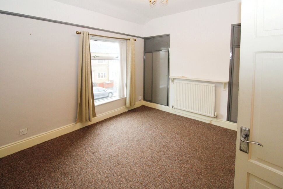 2 bedroom Mid Terrace House for sale, Agnes Street, Clock Face, WA9 £