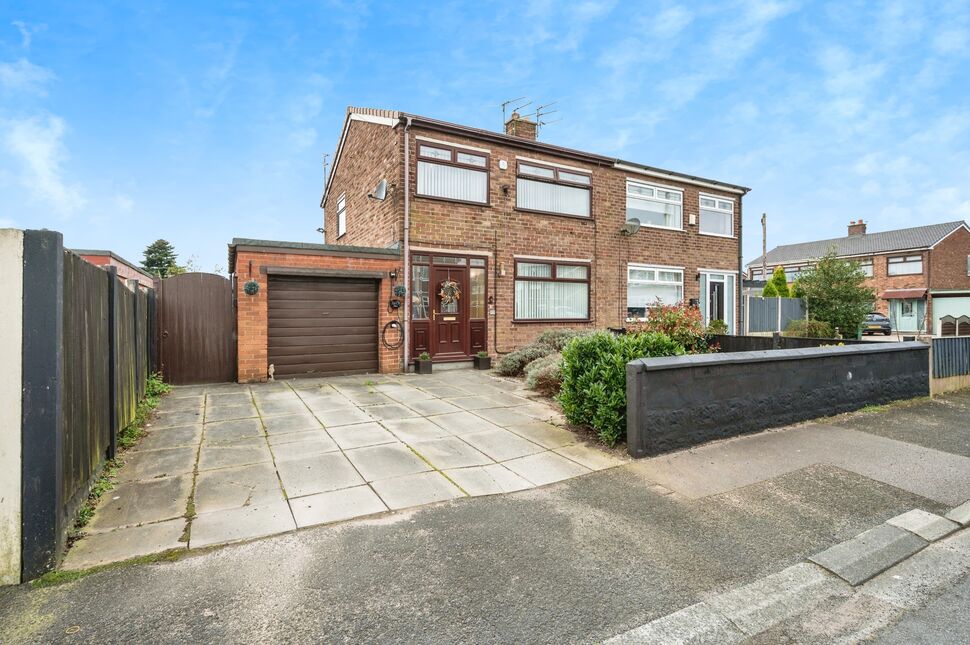 2 bedroom Semi Detached House for sale, Mitchell Street, Stockton Heath