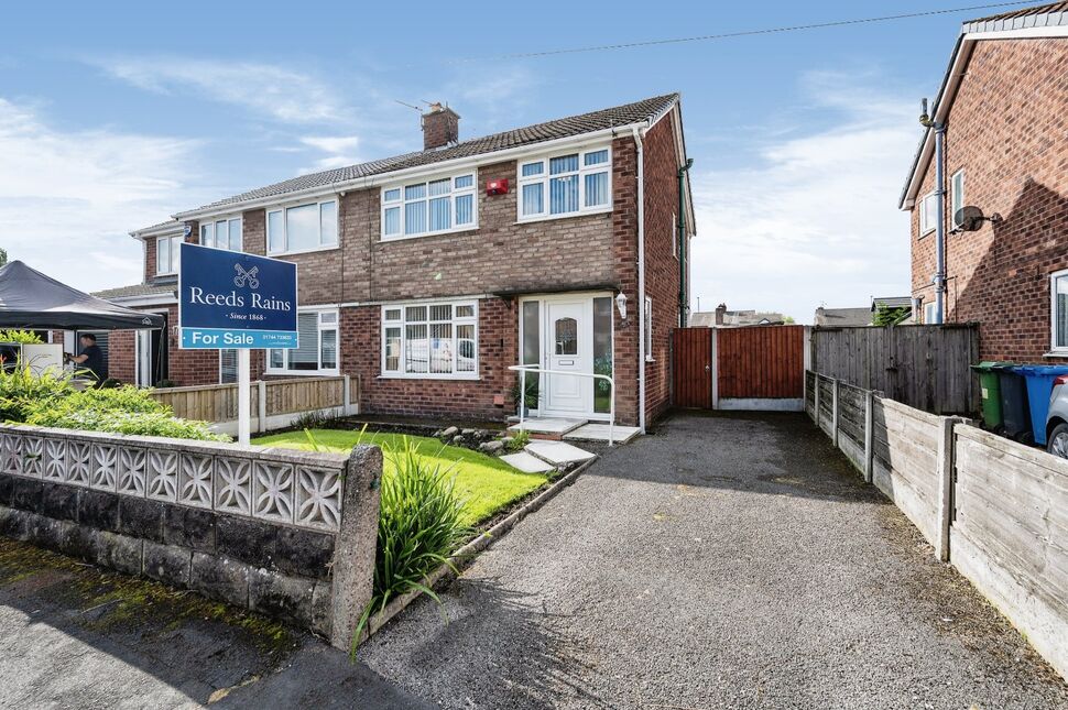 3 bedroom Semi Detached House for sale, Arlington Drive, Penketh, WA5