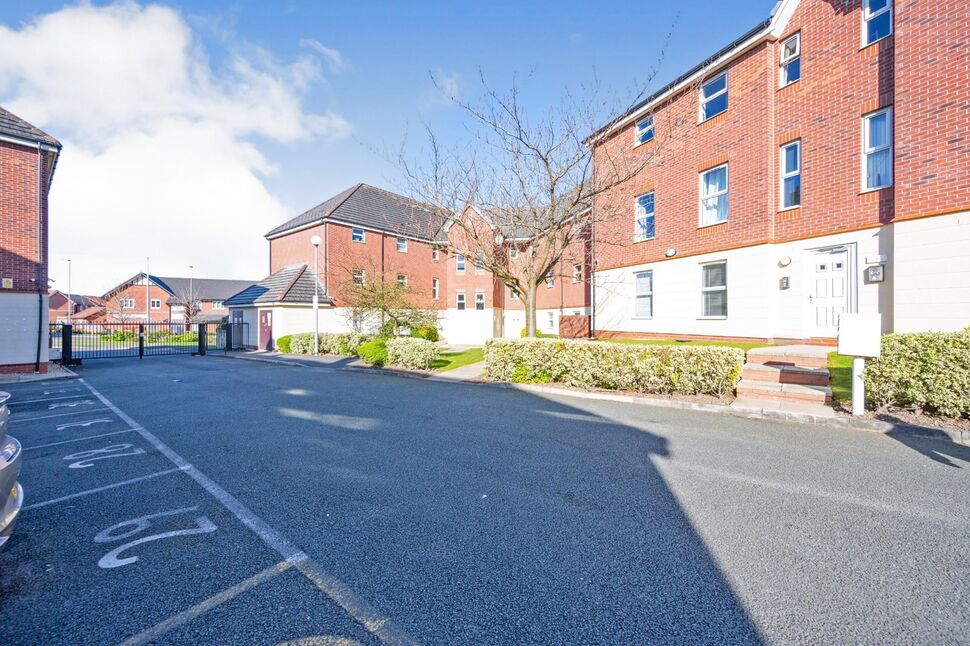 Main image of 2 bedroom  Flat for sale, Bonnington Close, St. Helens, Merseyside, WA10