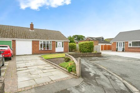 3 bedroom Semi Detached Bungalow for sale