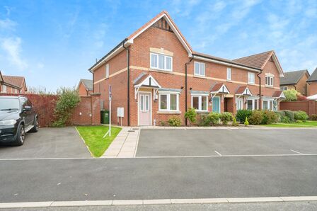 Chelford Road, 2 bedroom End Terrace House for sale, £210,000