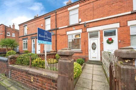 Windleshaw Road, 2 bedroom Mid Terrace House for sale, £155,000