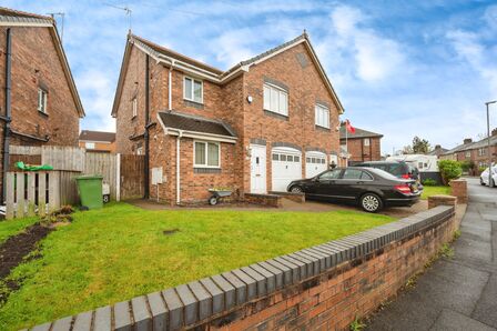 Fairclough Road, 3 bedroom Semi Detached House for sale, £215,000
