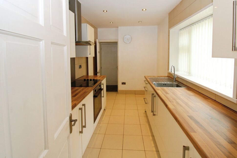 Kitchen / Breakfast Room