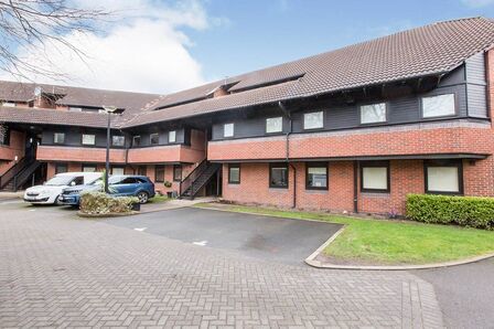 Hamnett Court, 2 bedroom  Flat for sale, £92,500