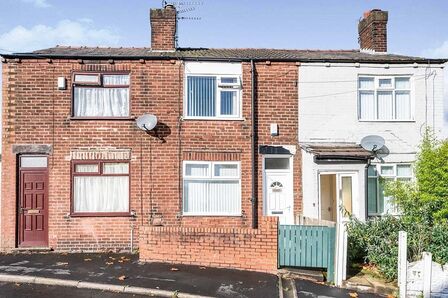 2 bedroom Mid Terrace House for sale
