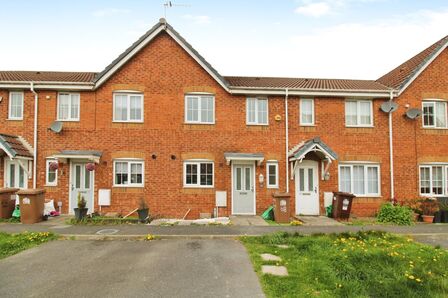 3 bedroom Mid Terrace House for sale