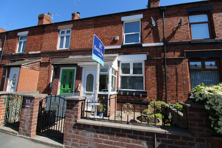 Greenfield Road, 2 bedroom Mid Terrace House for sale, £160,000
