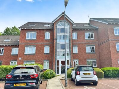 2 bedroom  Flat for sale