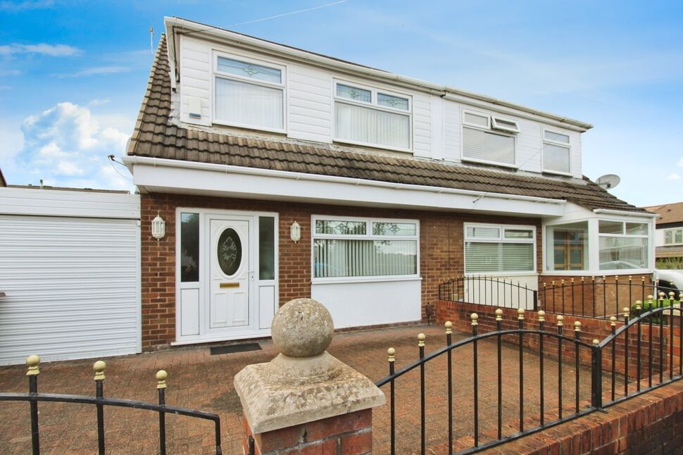 3 bedroom Semi Detached House for sale