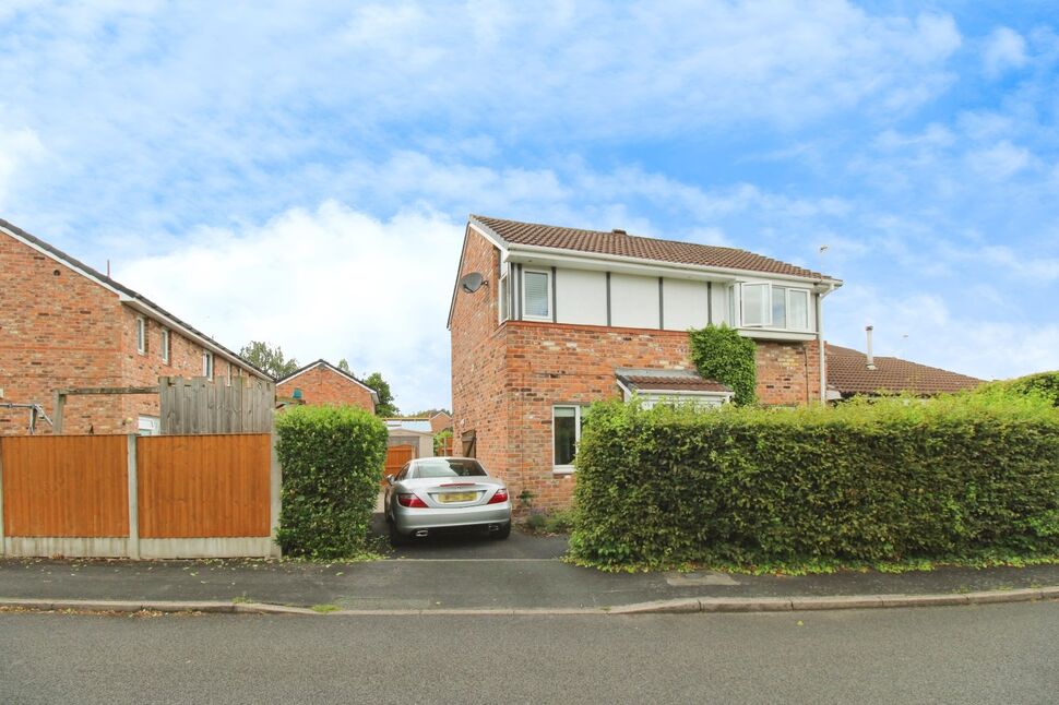 Main image of 3 bedroom Semi Detached House to rent, Darnaway Close, Birchwood, Cheshire, WA3
