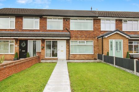 West End Grove, 3 bedroom Mid Terrace House for sale, £135,000