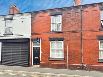 Junction Lane, 3 bedroom Mid Terrace House for sale, £105,000