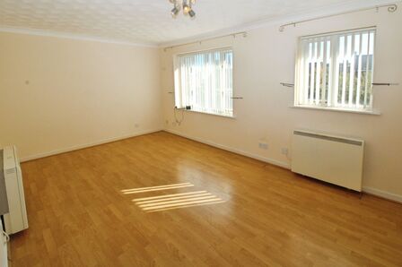 2 bedroom  Flat for sale