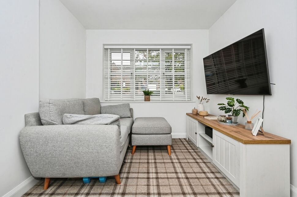Sitting Room / Study