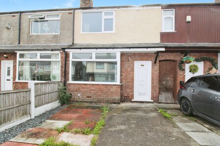 3 bedroom Mid Terrace House for sale