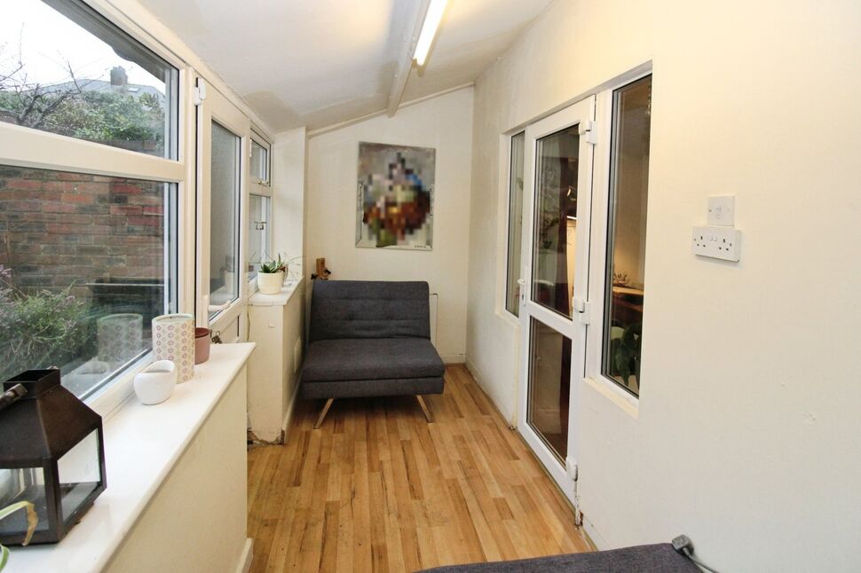 Sun Porch / Utility Room