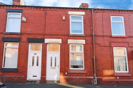 Gleave Street, 2 bedroom Mid Terrace House for sale, &pound;100,000