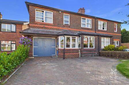 Station Road, 4 bedroom Semi Detached House for sale, &pound;350,000