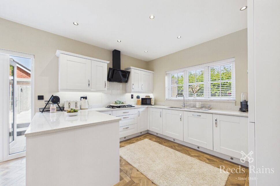 Kitchen / Diner