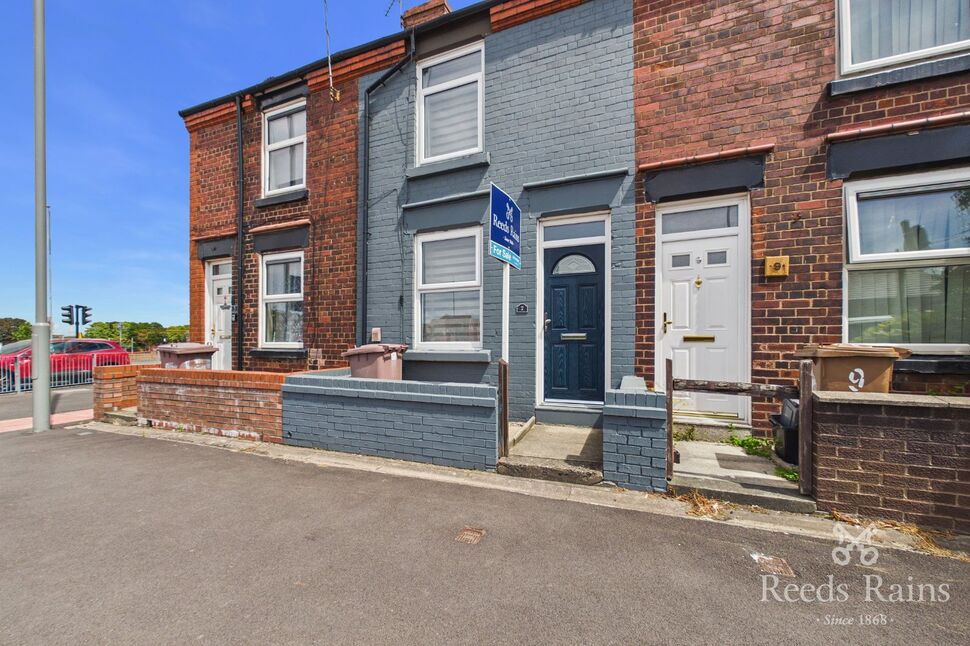 Main image of 2 bedroom Mid Terrace House for sale, Lowfield Lane, Merseyside, WA9