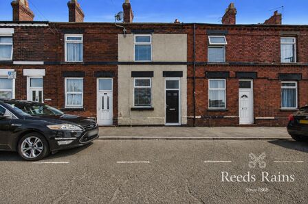 Birchley Street, 3 bedroom Mid Terrace House to rent, &pound;995 pcm