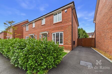 Grassendale, 3 bedroom Semi Detached House for sale, &pound;250,000