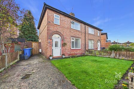 Banks Crescent, 3 bedroom Semi Detached House for sale, &pound;200,000