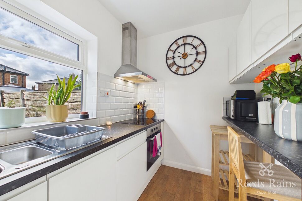 Kitchen / Breakfast Area
