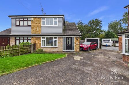 3 bedroom Semi Detached Bungalow for sale