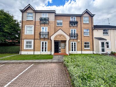Darnholm Court, 2 bedroom  Flat to rent, £625 pcm