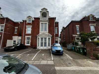 St. Andrews Road, 1 bedroom  Flat to rent, £895 pcm