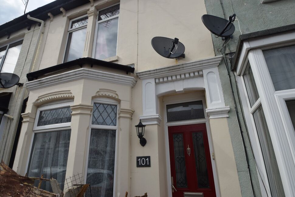 Main image of 3 bedroom Mid Terrace House to rent, Portchester Road, Portsmouth, PO2