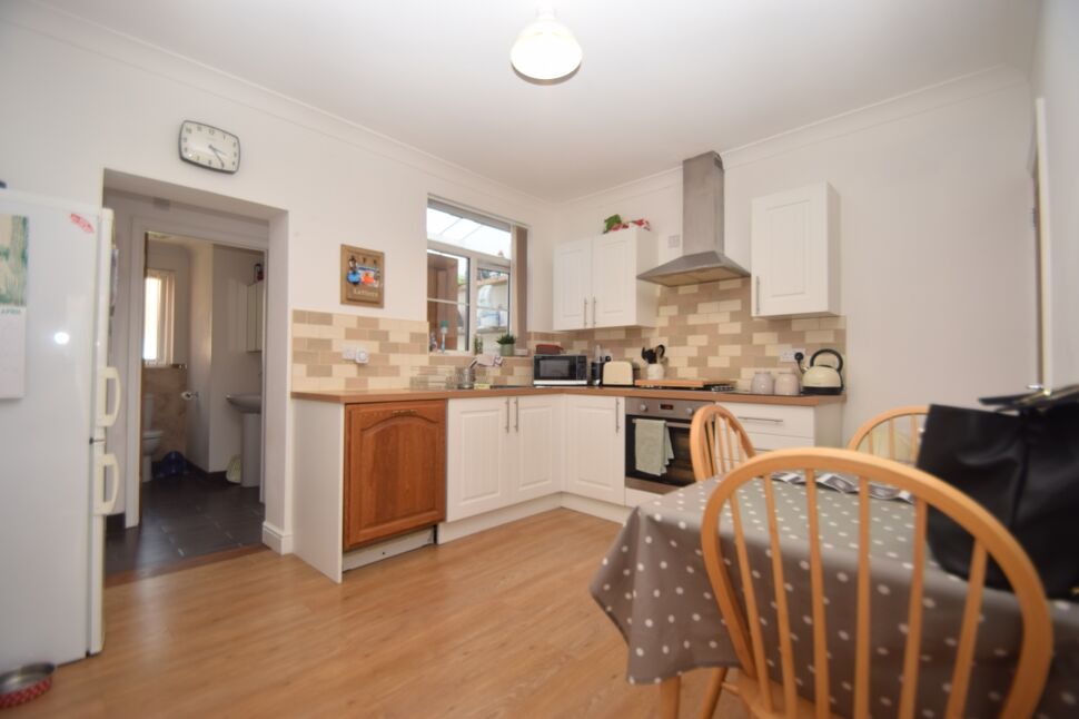 Kitchen / Breakfast Room