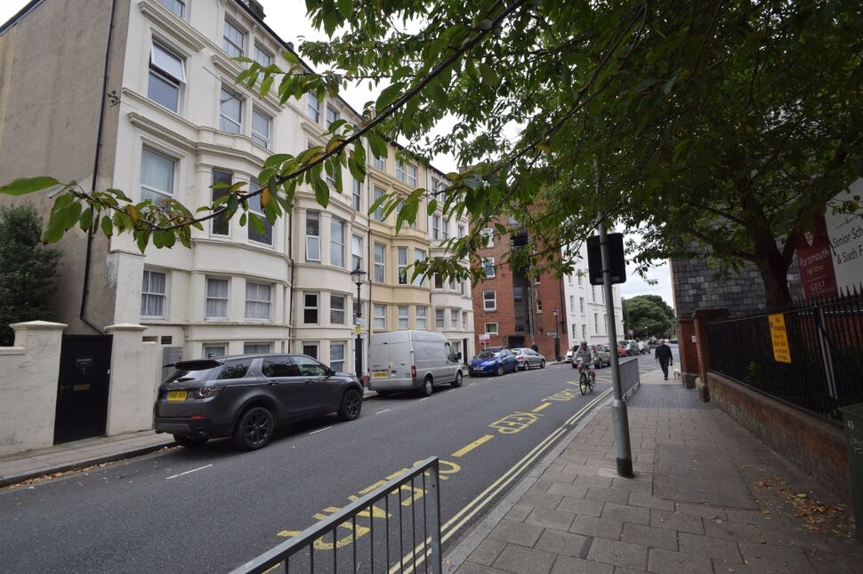 1 bedroom  Flat to rent