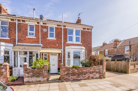 3 bedroom End Terrace House for sale