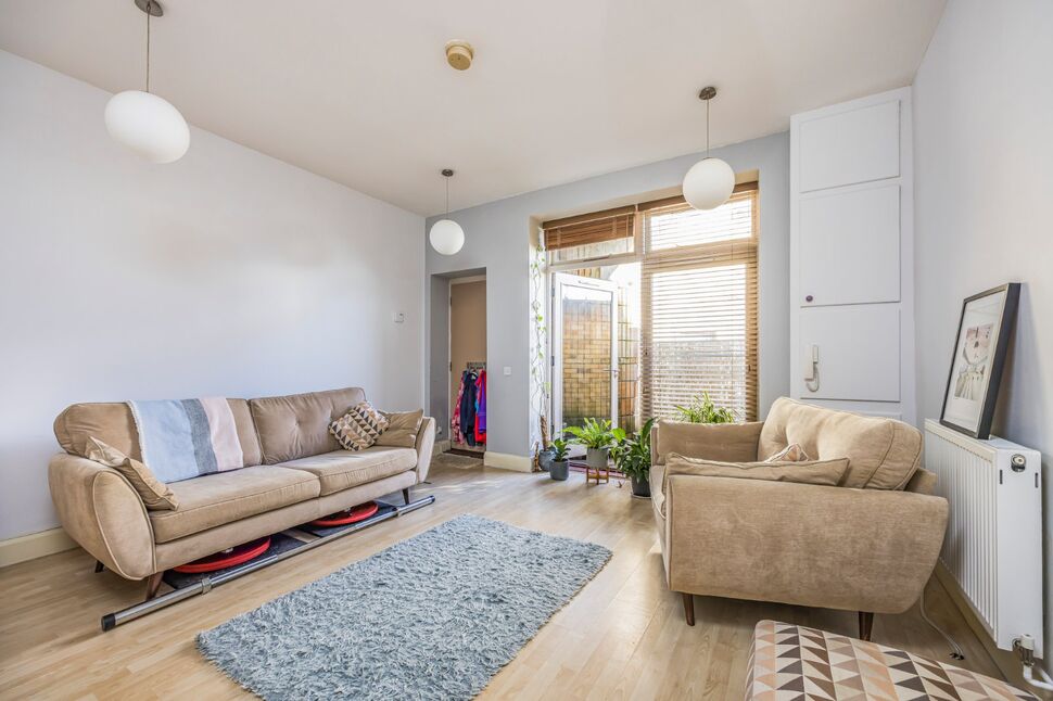 1 bedroom Flat for sale, Wilton Place, Southsea, PO5 £175,000