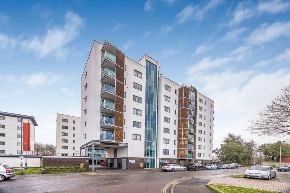 1 bedroom Flat for sale, Victoria Road North, Southsea, PO5 £159,995