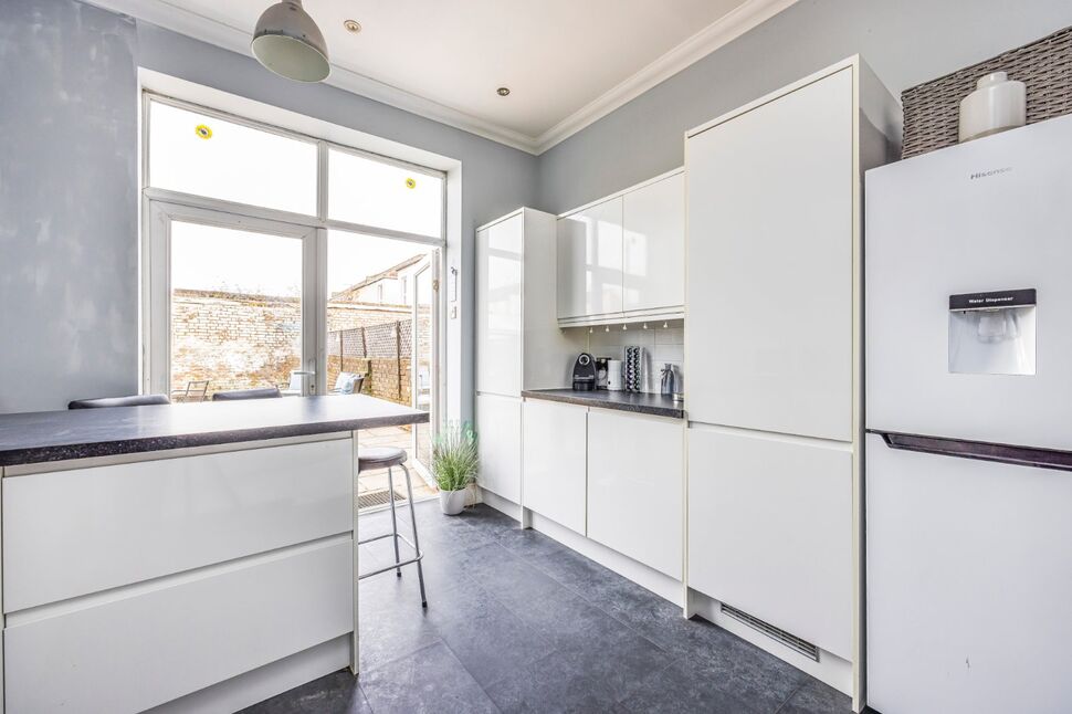 3 bedroom Semi Detached House for sale, Laburnum Grove, Portsmouth, PO2