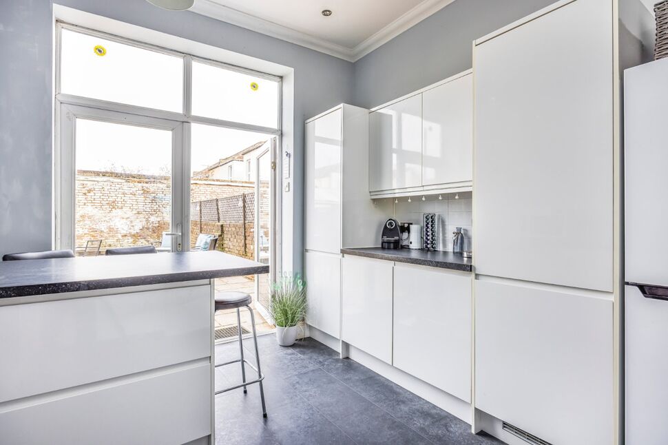 3 bedroom Semi Detached House for sale, Laburnum Grove, Portsmouth, PO2