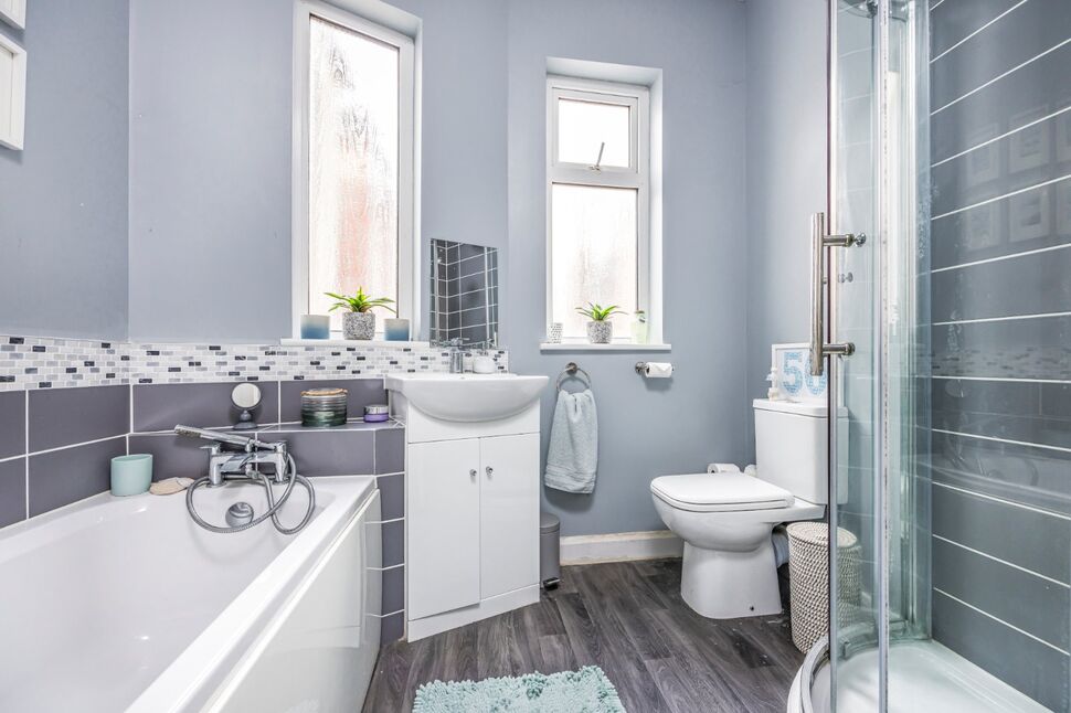 3 bedroom Semi Detached House for sale, Laburnum Grove, Portsmouth, PO2