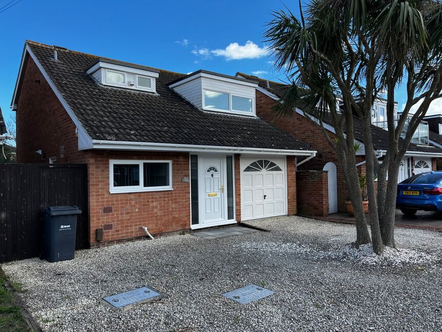 Main image of 3 bedroom Detached House to rent, Itchenor Road, Hayling Island, Hampshire, PO11